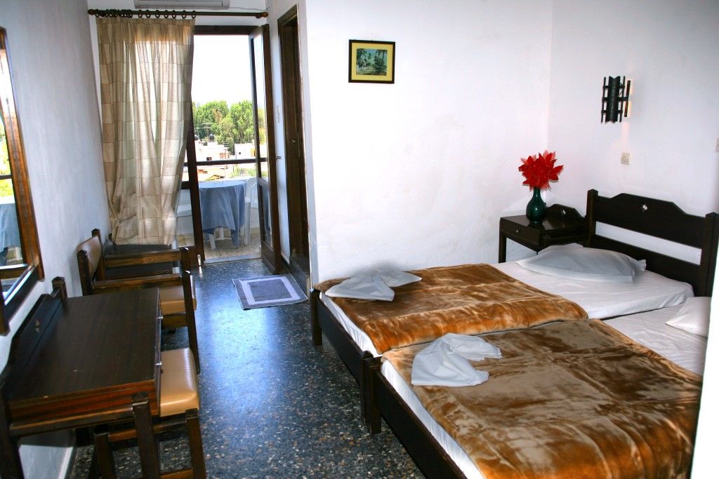 Hotel Harmony Mália Zewnętrze zdjęcie
